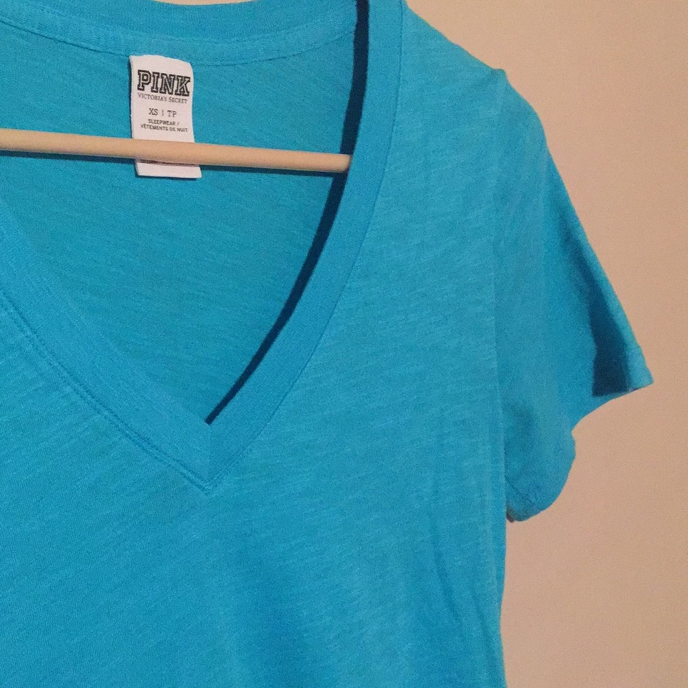 Blue VS PINK T-shirt